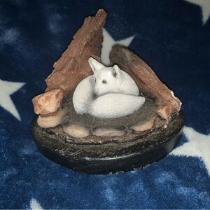 Bill Vernon Vintage 1975 Fox White and Brown Small Sculpture COA